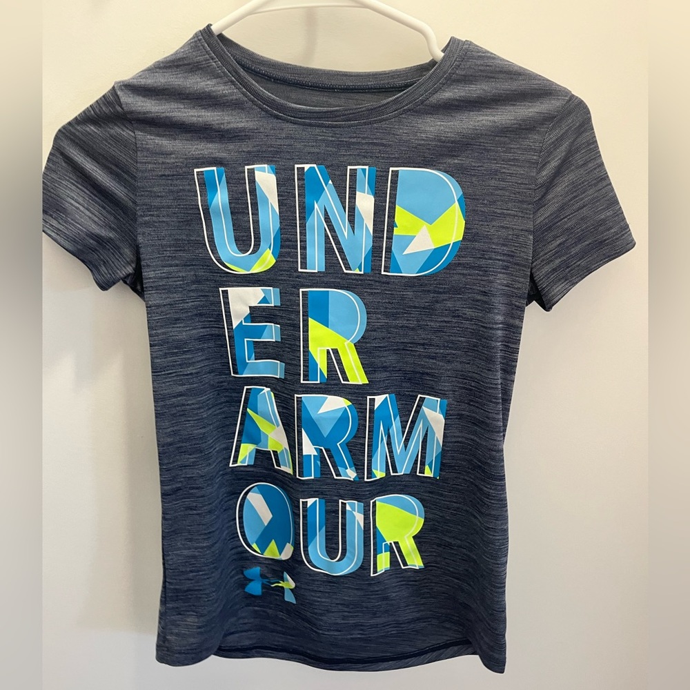Under Armour Top, size l